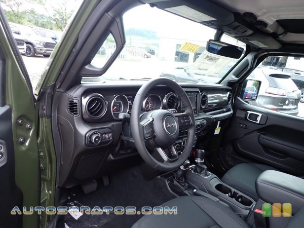 2022 Jeep Wrangler Unlimited Sport 4x4 3.0 Liter DOHC 24-Valve Turbo-Diesel V6 8 Speed Automatic
