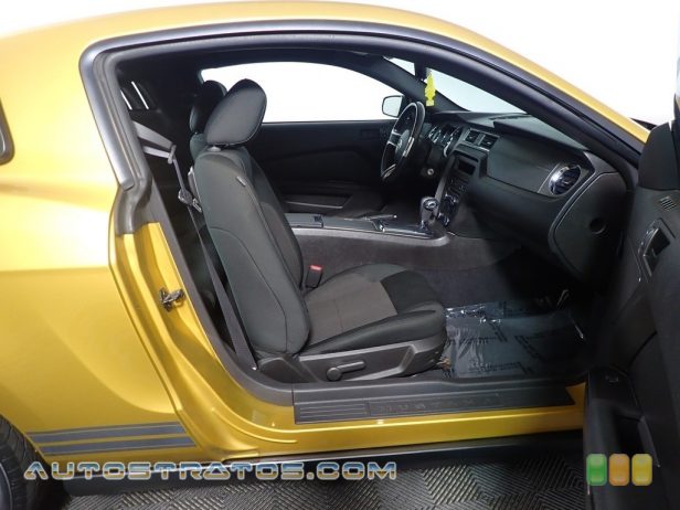 2010 Ford Mustang V6 Coupe 4.0 Liter SOHC 12-Valve V6 5 Speed Automatic