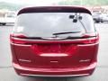 2023 Chrysler Pacifica Pinnacle Plug-In Hybrid Photo 4