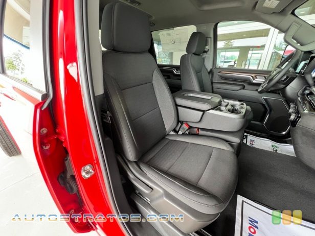 2024 Chevrolet Silverado 3500HD LT Crew Cab 4x4 Chassis 6.6 Liter DI OHV 16-Valve VVT V8 10 Speed Automatic