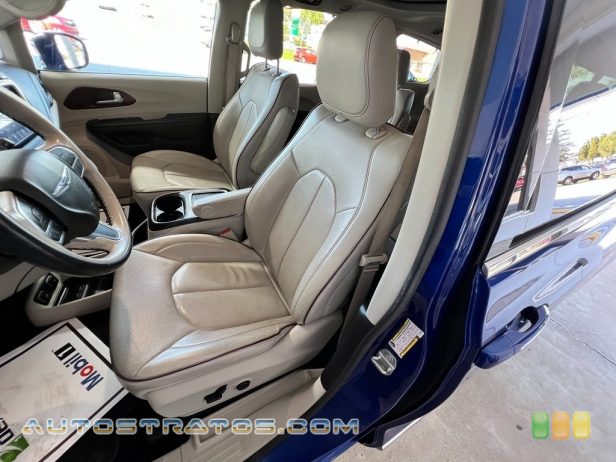 2020 Chrysler Pacifica Limited 3.6 Liter DOHC 24-Valve VVT V6 9 Speed Automatic