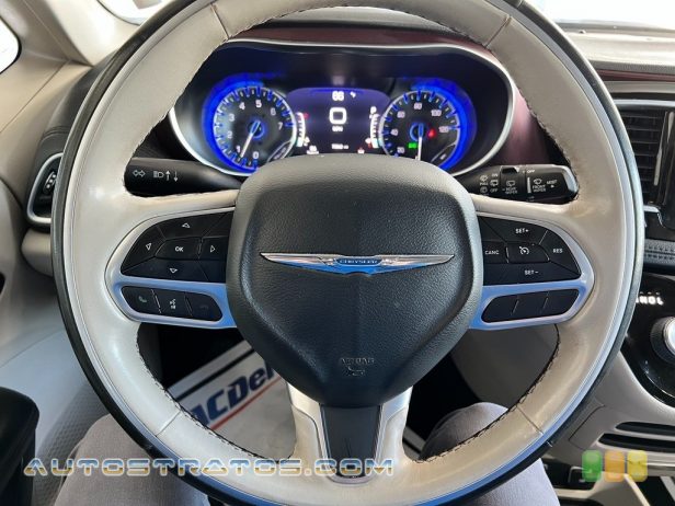 2020 Chrysler Pacifica Limited 3.6 Liter DOHC 24-Valve VVT V6 9 Speed Automatic