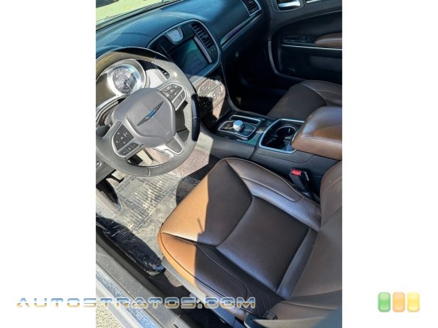 2018 Chrysler 300 Limited 3.6 Liter DOHC 24-Valve VVT Pentastar V6 8 Speed Automatic
