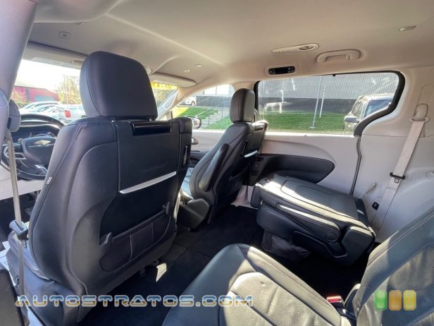 2018 Chrysler Pacifica Touring L Plus 3.6 Liter DOHC 24-Valve VVT Pentastar V6 9 Speed Automatic