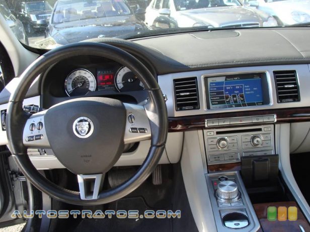 2009 Jaguar XF Premium Luxury 4.2 Liter DOHC 32-Valve VVT V8 6 Speed Sequential Shift Automatic