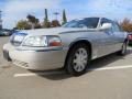 2004 Lincoln Town Car Ultimate Photo 1