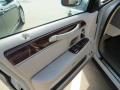 2004 Lincoln Town Car Ultimate Photo 8
