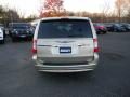 2011 Chrysler Town & Country Touring - L Photo 7