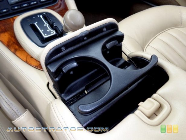 2000 Jaguar XJ XJ8 4.0 Liter DOHC 32-Valve V8 5 Speed Automatic