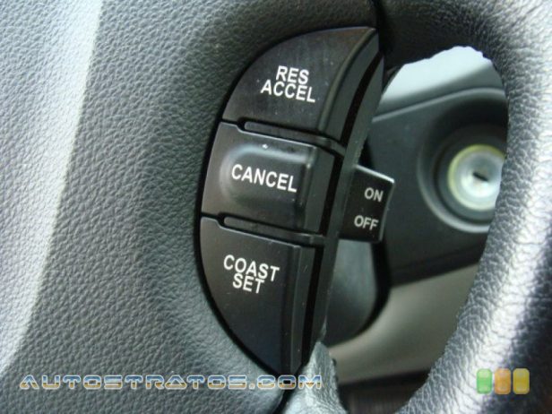 2008 Hyundai Entourage GLS 3.8 Liter DOHC 24-Valve VVT V6 5 Speed Shiftronic Automatic