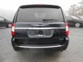 2011 Chrysler Town & Country Limited Photo 6