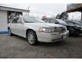 2006 Lincoln Town Car Signature Limited Photo 3