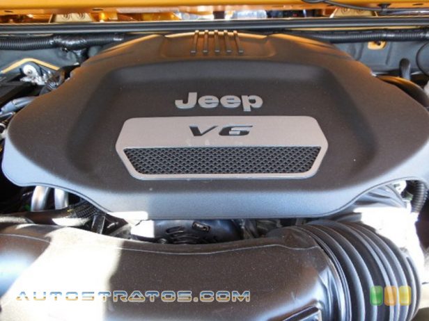 2014 Jeep Wrangler Sport 4x4 3.6 Liter DOHC 24-Valve VVT V6 5 Speed Automatic