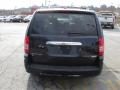 2010 Chrysler Town & Country Limited Photo 6