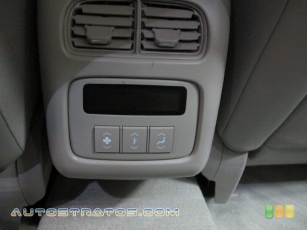 2011 Cadillac DTS Luxury 4.6 Liter DOHC 32-Valve Northstar V8 4 Speed Automatic