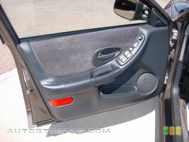 2003 Pontiac Grand Prix SE Sedan 3.1 Liter OHV 12-Valve V6 4 Speed Automatic