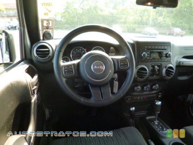 2012 Jeep Wrangler Unlimited Sport 4x4 3.6 Liter DOHC 24-Valve VVT Pentastar V6 5 Speed Automatic