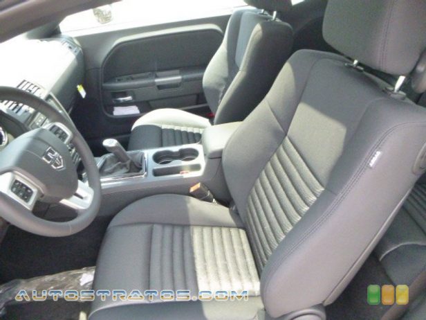 2014 Dodge Challenger R/T 5.7 Liter HEMI OHV 16-Valve VVT V8 6 Speed Manual