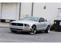 2007 Ford Mustang V6 Deluxe Coupe Photo 15