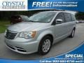 2011 Chrysler Town & Country Touring - L Photo 1