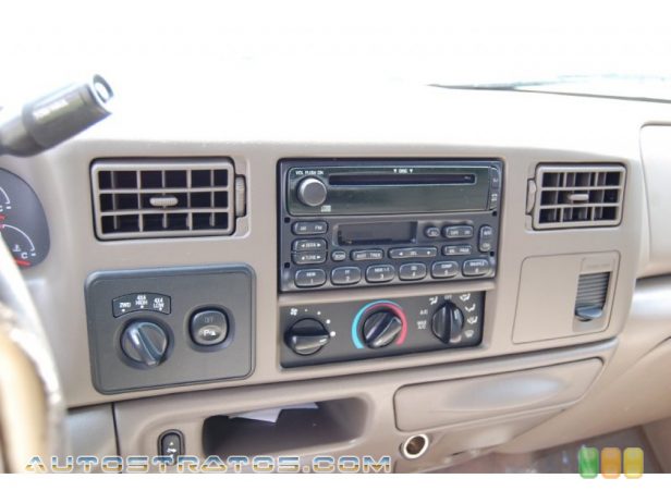 2003 Ford F350 Super Duty Lariat Crew Cab 4x4 6.0 Liter OHV 32V Power Stroke Turbo Diesel V8 4 Speed Automatic