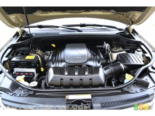 2011 Jeep Grand Cherokee Laredo X Package 4x4 5.7 Liter HEMI MDS OHV 16-Valve VVT V8 Multi Speed Automatic