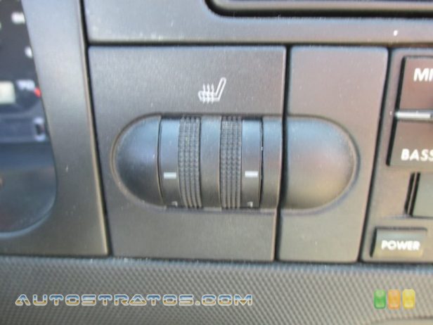 2001 Volkswagen Cabrio GLX 2.0 Liter SOHC 8-Valve 4 Cylinder 5 Speed Manual