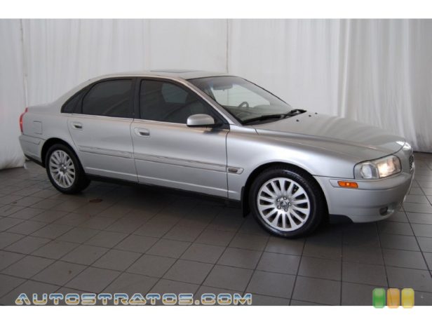 2006 Volvo S80 2.5T 2.5 Liter Turbocharged DOHC 20-Valve 5 Cylinder 5 Speed Automatic