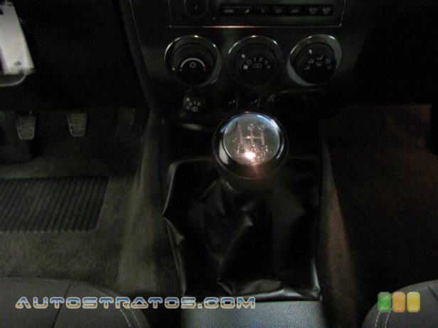 2007 Hummer H3  3.7 Liter DOHC 20-Valve Inline 5 Cylinder 4 Speed Automatic