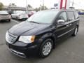 2011 Chrysler Town & Country Touring - L Photo 9