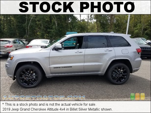 Stock photo for this 2019 Jeep Grand Cherokee 4x4 3.6 Liter DOHC 24-Valve VVT V6 8 Speed Automatic